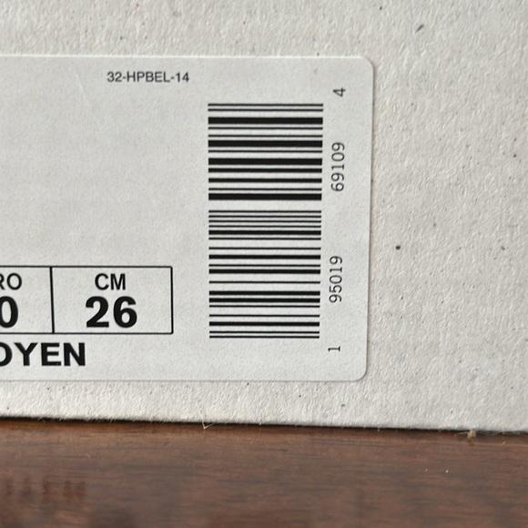 Dark olive bootie - Picture 8 of 8